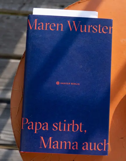 Titelbild Hintergrund